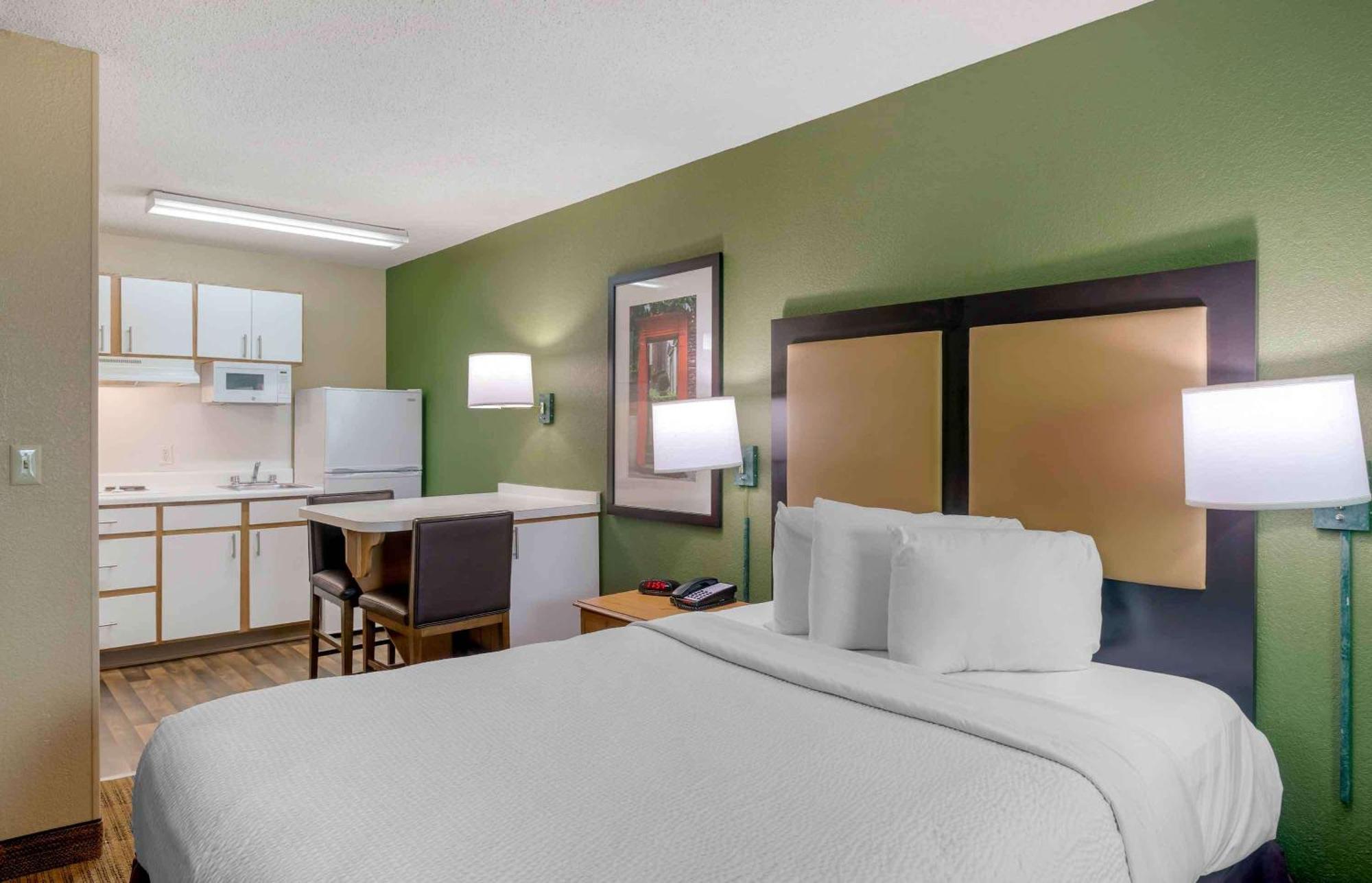 Extended Stay America Suites Washington Dc Germantown Town Center Exterior photo